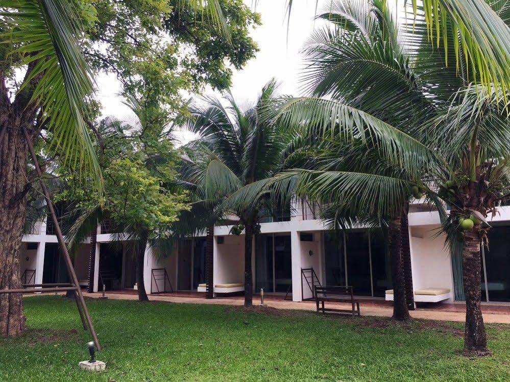 Vana Wellness Resort Nong Khai Exterior photo
